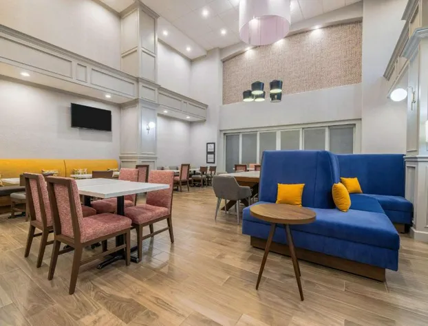 Hampton Inn & Suites Brenham hotel detail image 3