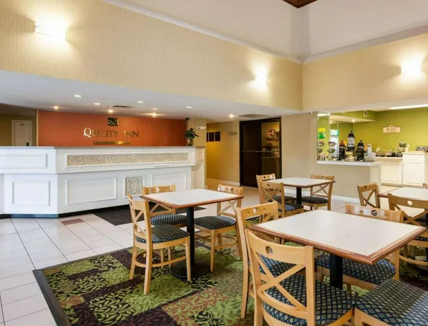 Rodeway Inn At Fort Lee hotel detail image 4