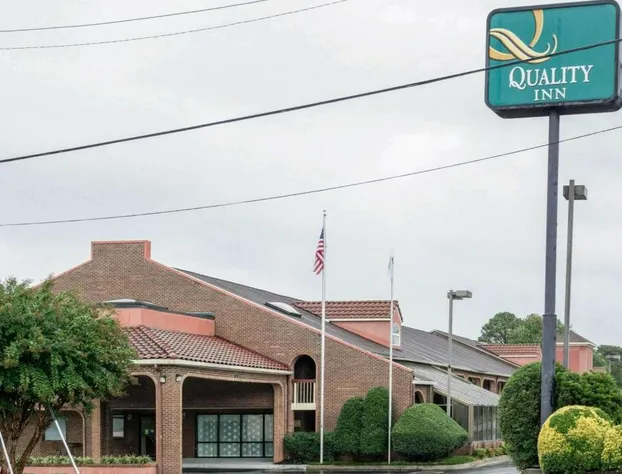 Rodeway Inn At Fort Lee hotel detail image 1