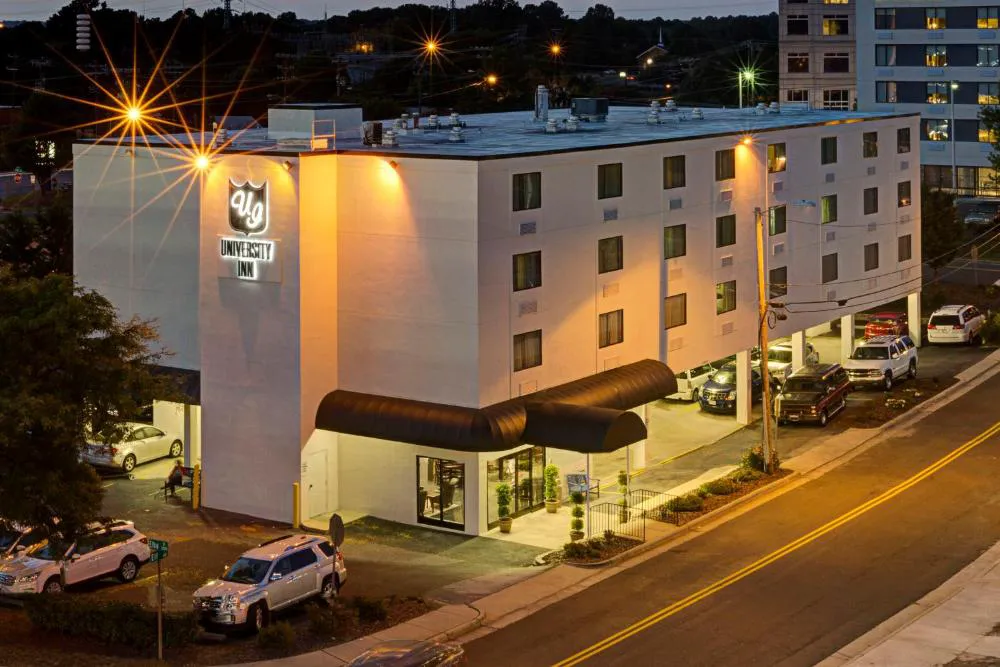 University Inn Durham next to Duke University Medical Center hotel hero