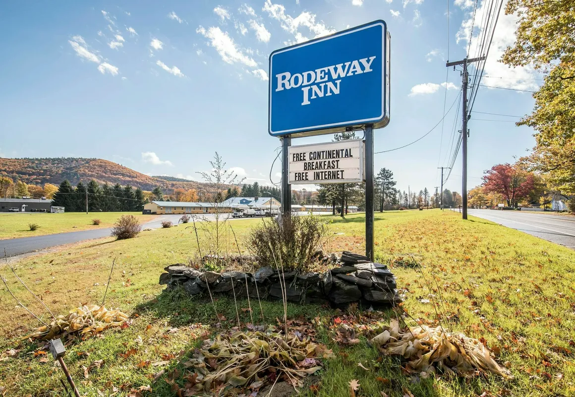 Rodeway Inn Bellows Falls hotel hero