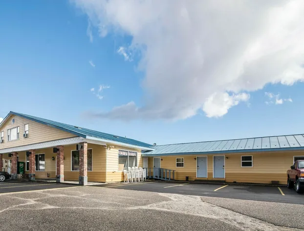 Rodeway Inn Bellows Falls hotel detail image 1