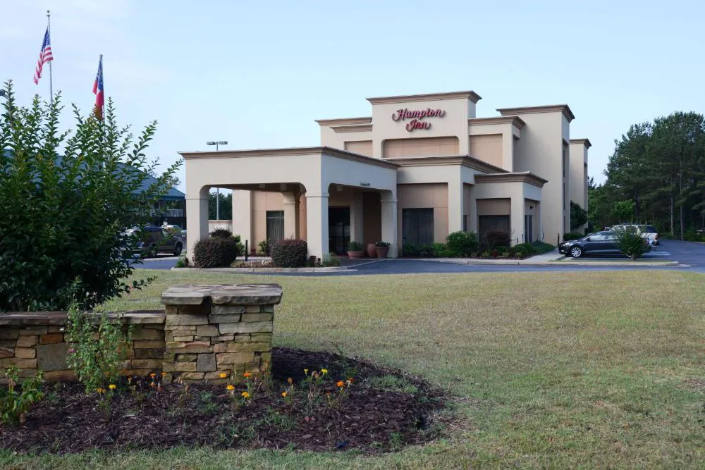Hampton Inn Americus hotel hero