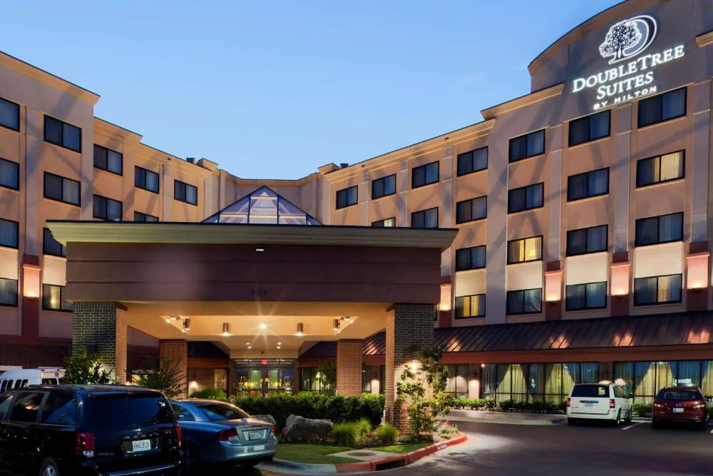 DoubleTree Suites by Hilton Bentonville hotel hero