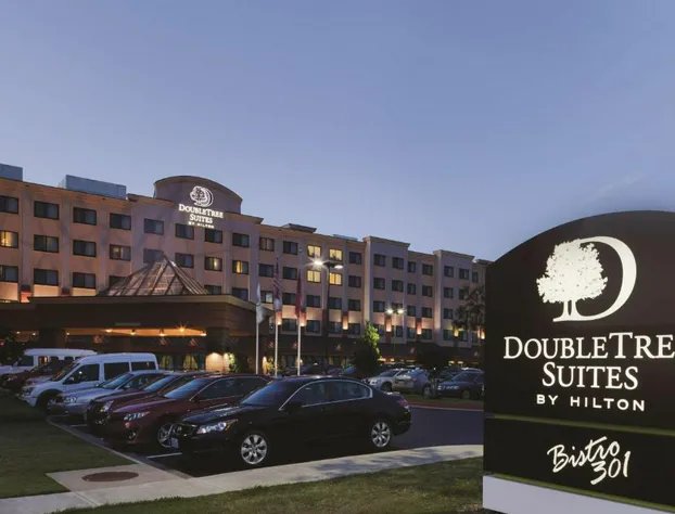 DoubleTree Suites by Hilton Bentonville hotel detail image 1
