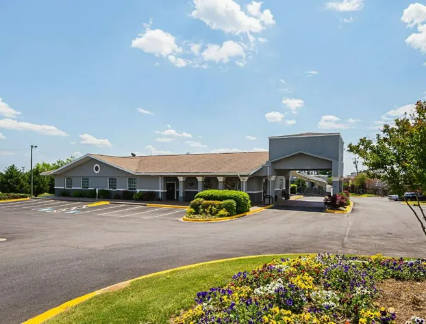 Quality Inn & Suites Greenville - Haywood Mall hotel detail image 3