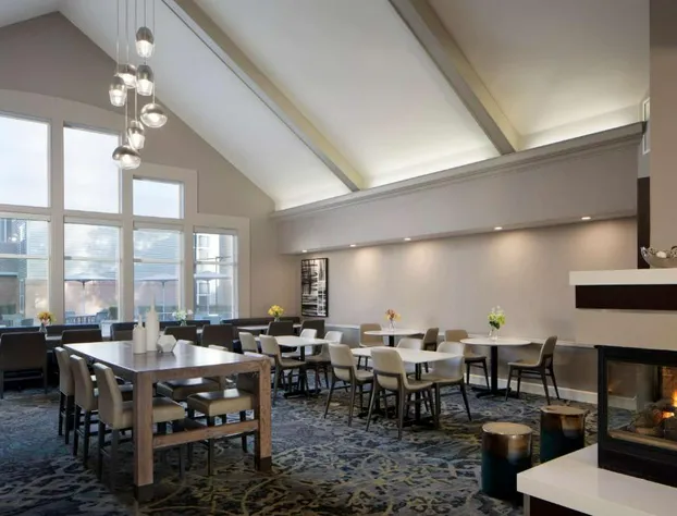 Sonesta ES Suites Fresno hotel detail image 4