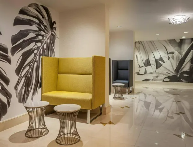 West Palm Beach Marriott hotel detail image 2