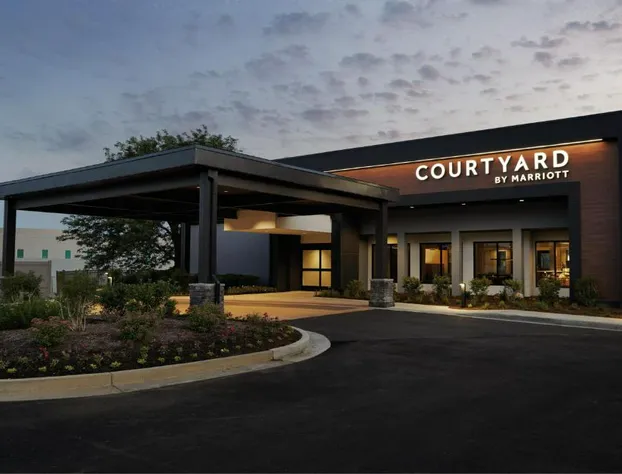 Courtyard by Marriott St. Louis Downtown West hotel detail image 1