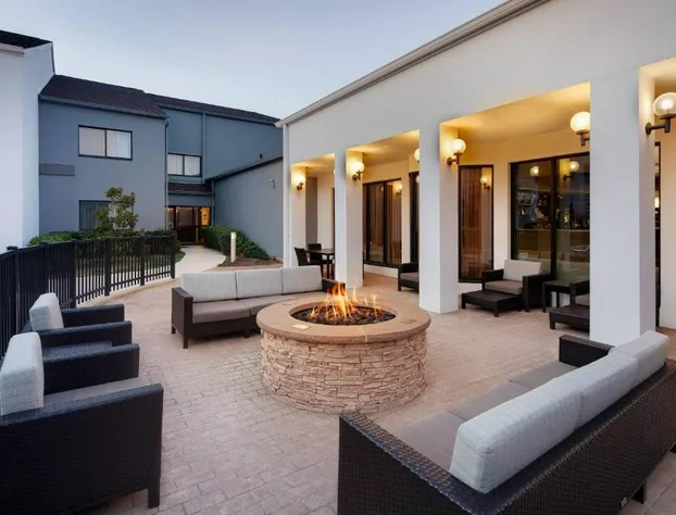 Courtyard by Marriott Addison Midway hotel detail image 3