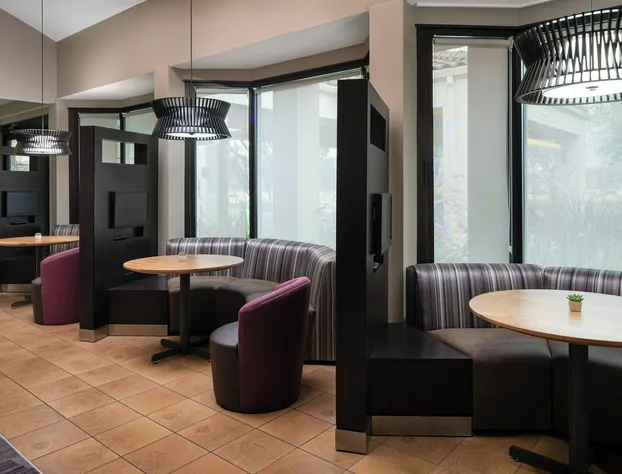 Courtyard Fremont Silicon Valley hotel detail image 4