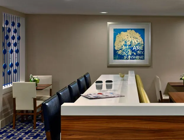 Sonesta ES Suites Cincinnati - Blue Ash hotel detail image 3