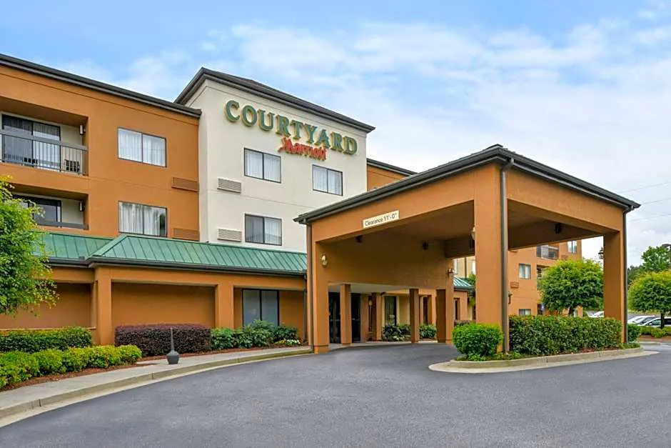 Courtyard Suwanee by Marriott hotel hero