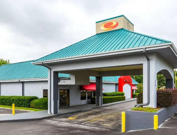Econo Lodge - Oxmoor hotel detail image 1