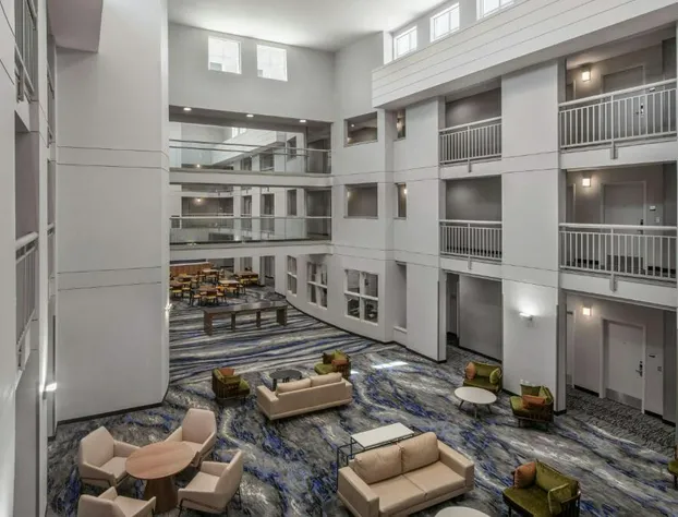 Fairfield Inn & Suites by Marriott Oakland Hayward hotel detail image 3