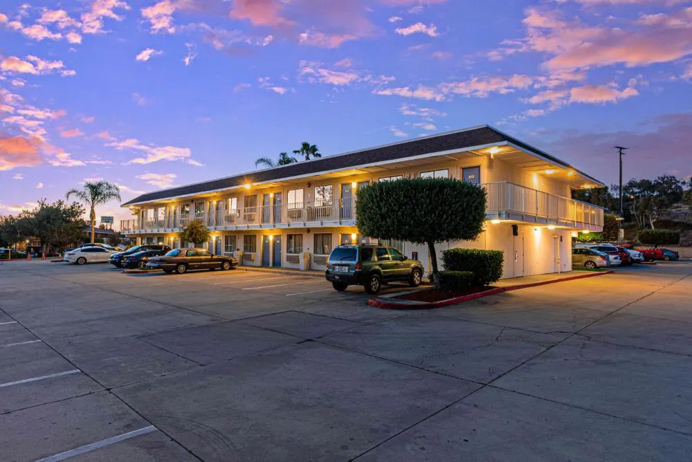 Motel 6 Temecula, CA - Historic Old Town hotel hero
