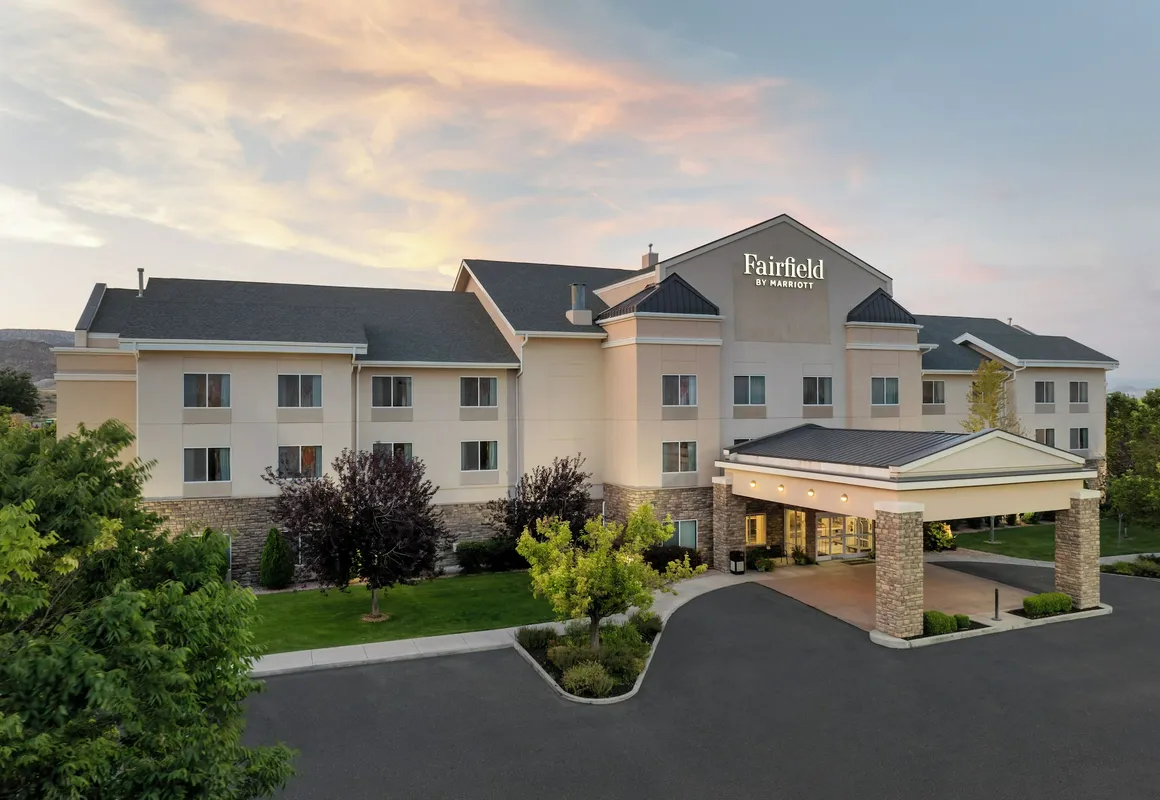 Fairfield Inn & Suites by Marriott Richfield hotel hero