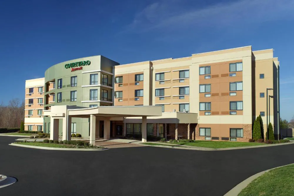 Courtyard by Marriott Clarksville hotel hero