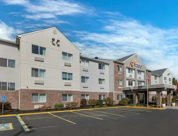 Comfort Inn & Suites Zanesville City Center hotel detail image 1