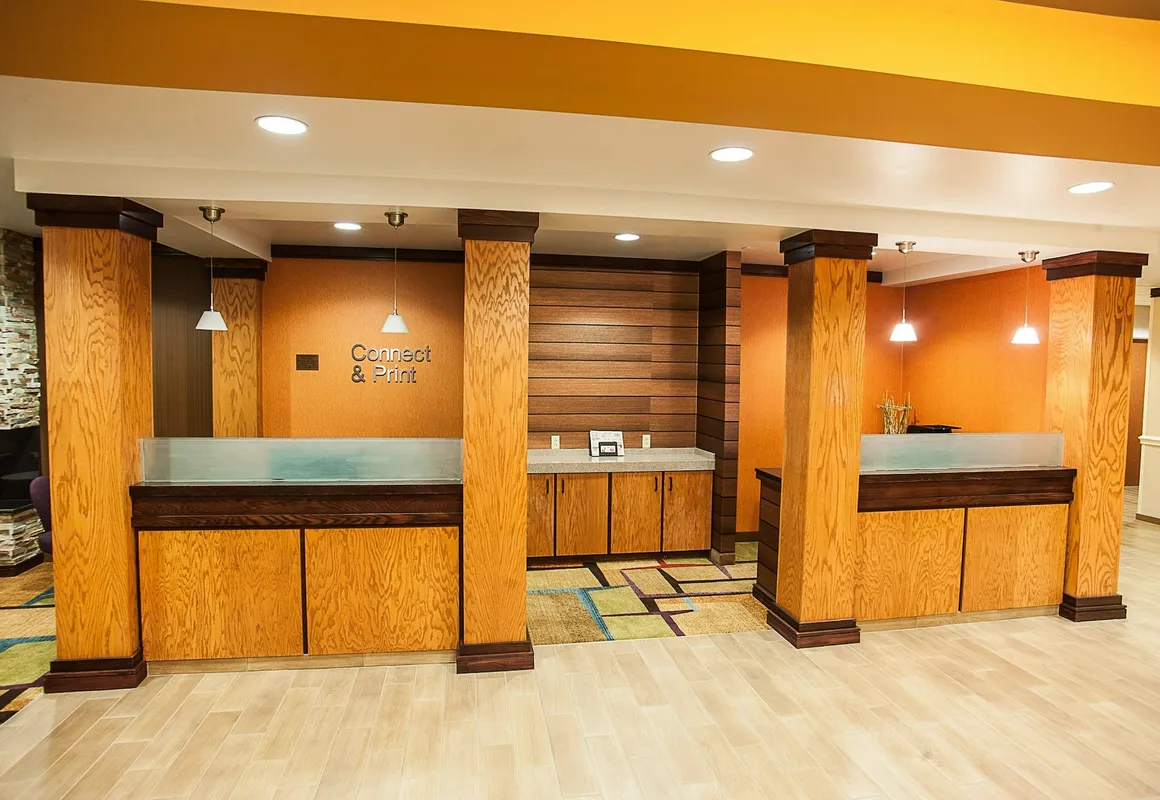 Comfort Inn & Suites Akron South hotel hero