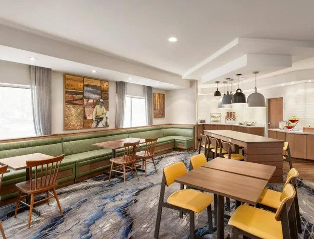 Fairfield Inn by Marriott Erie Millcreek Mall hotel detail image 3