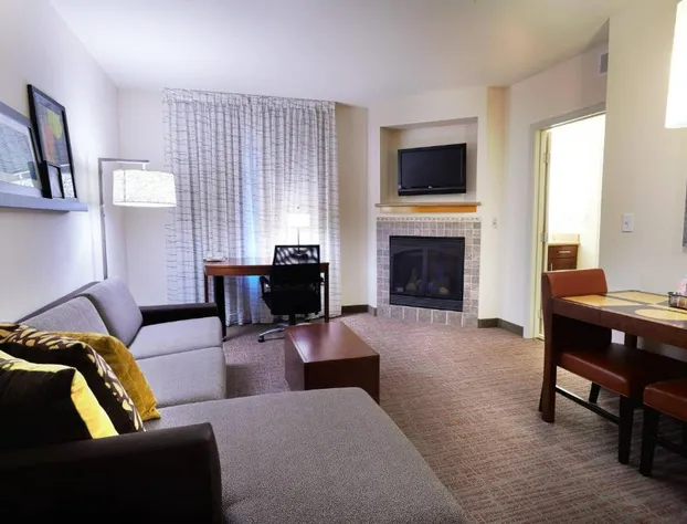 Residence Inn Marriott Airport hotel detail image 4