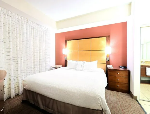 Residence Inn Marriott Airport hotel detail image 3