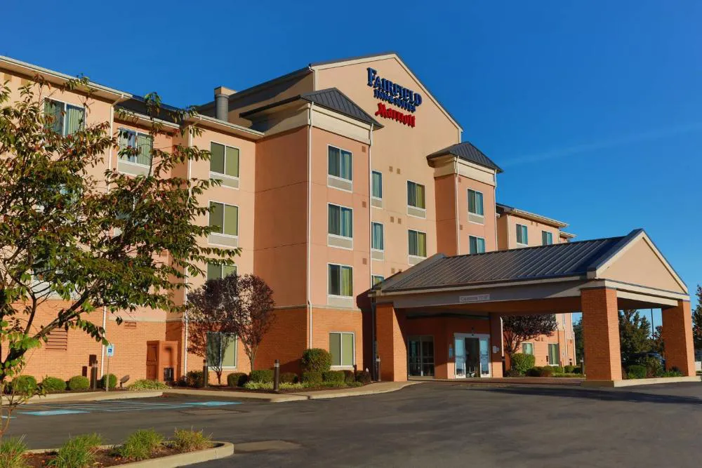 Fairfield Inn & Suites by Marriott Morgantown hotel hero