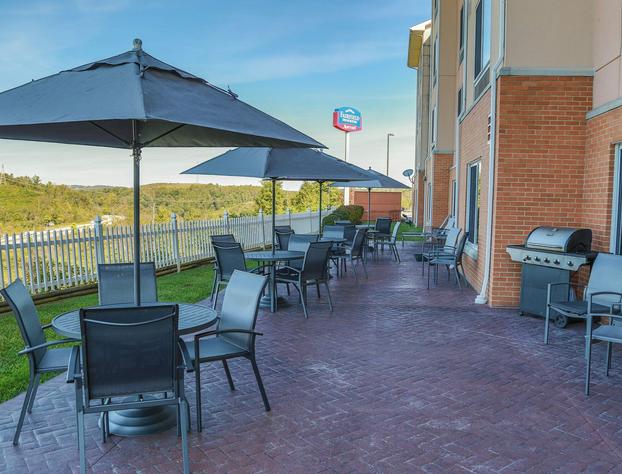 Fairfield Inn & Suites by Marriott Morgantown hotel detail image 3