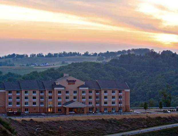 Fairfield Inn & Suites by Marriott Morgantown hotel detail image 1