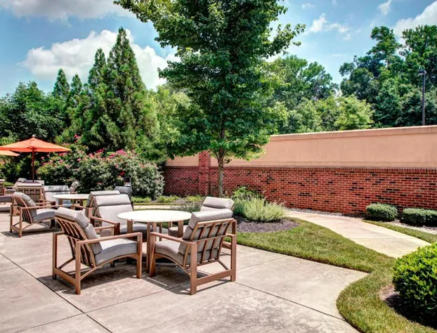 Courtyard by Marriott Richmond North hotel detail image 4