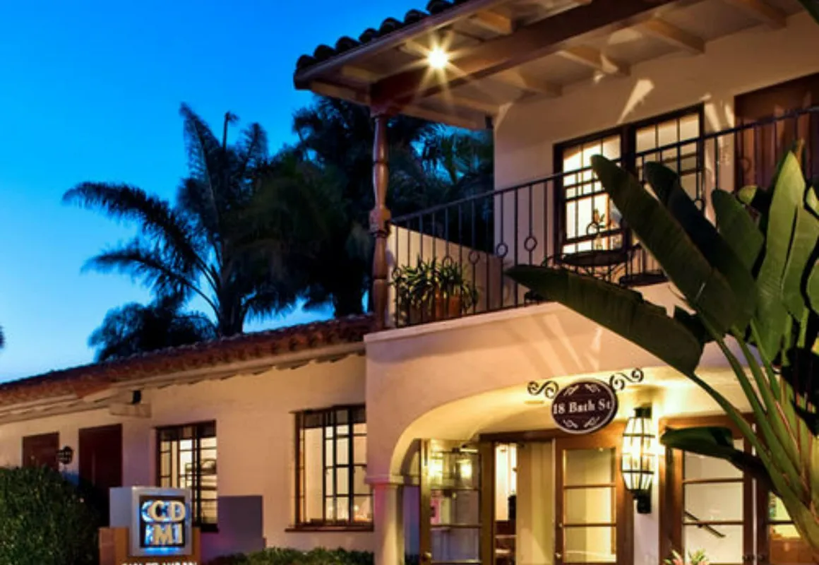 Casa Del Mar Inn hotel hero