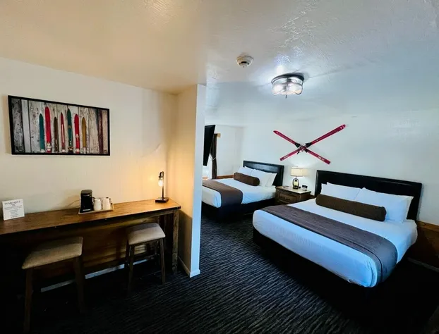 Shasta Inn hotel detail image 4