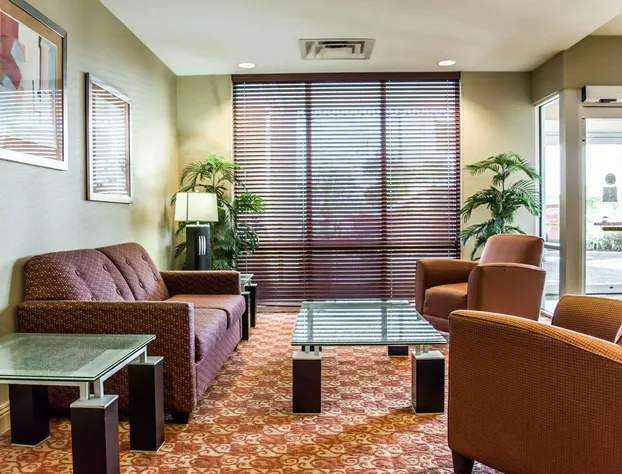 Comfort Suites Palm Bay - Melbourne hotel detail image 4