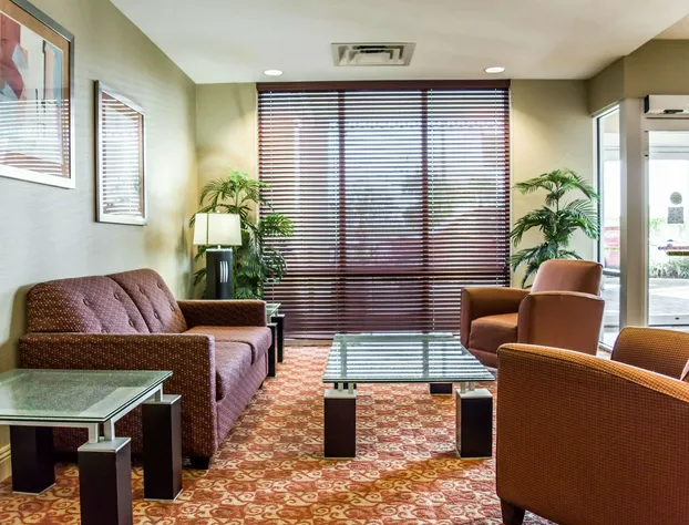 Comfort Suites Palm Bay - Melbourne hotel detail image 4