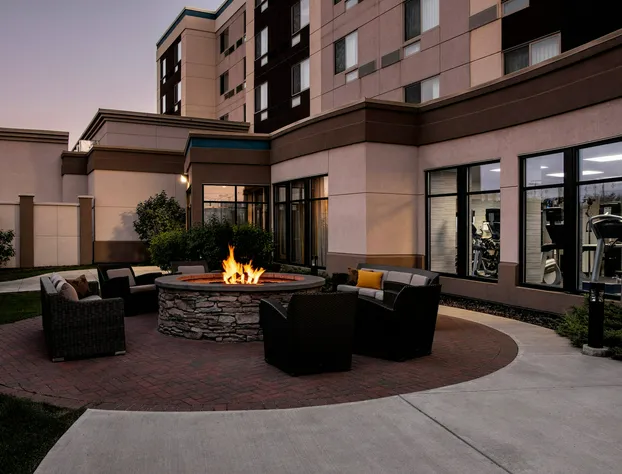 Courtyard by Marriott Edmonton West hotel detail image 1