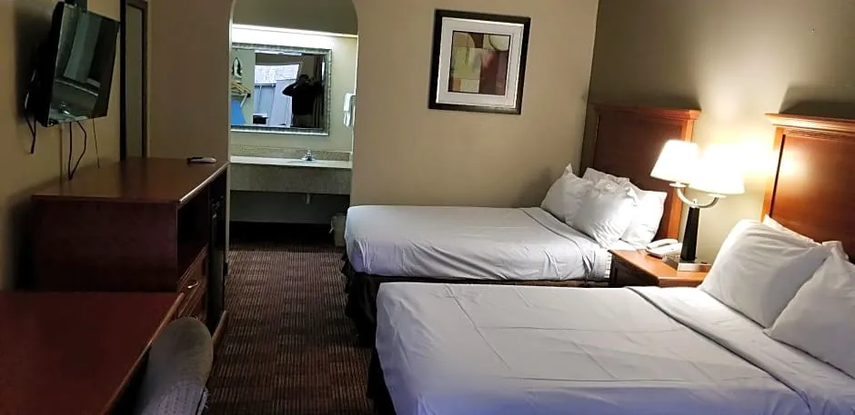 Americas Best Value Inn I-240 hotel hero