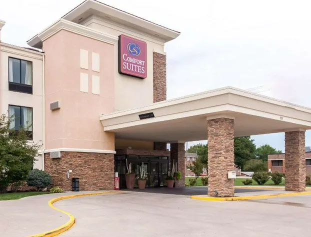 Comfort Suites East Lincoln - Mall Area hotel detail image 1