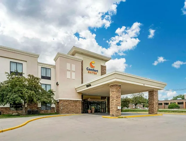 Comfort Suites East Lincoln - Mall Area hotel detail image 3