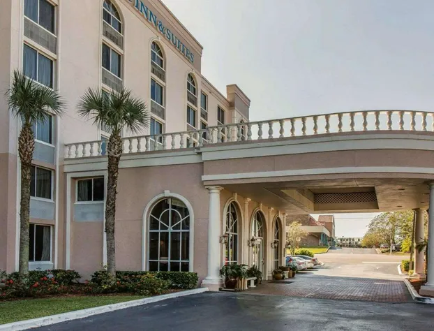 Comfort Inn & Suites Lakeland North I-4 hotel detail image 1