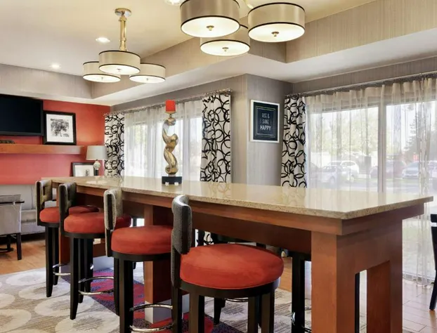 Hampton Inn Tracy hotel detail image 2
