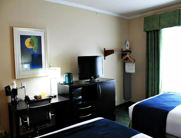 Cityview Inn & Suites Downtown RiverCenter Area hotel detail image 4