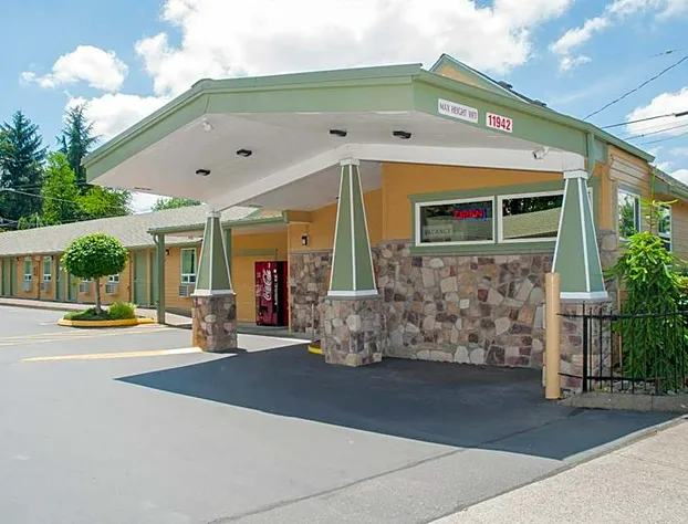 Nordic Inn & Suites hotel detail image 2