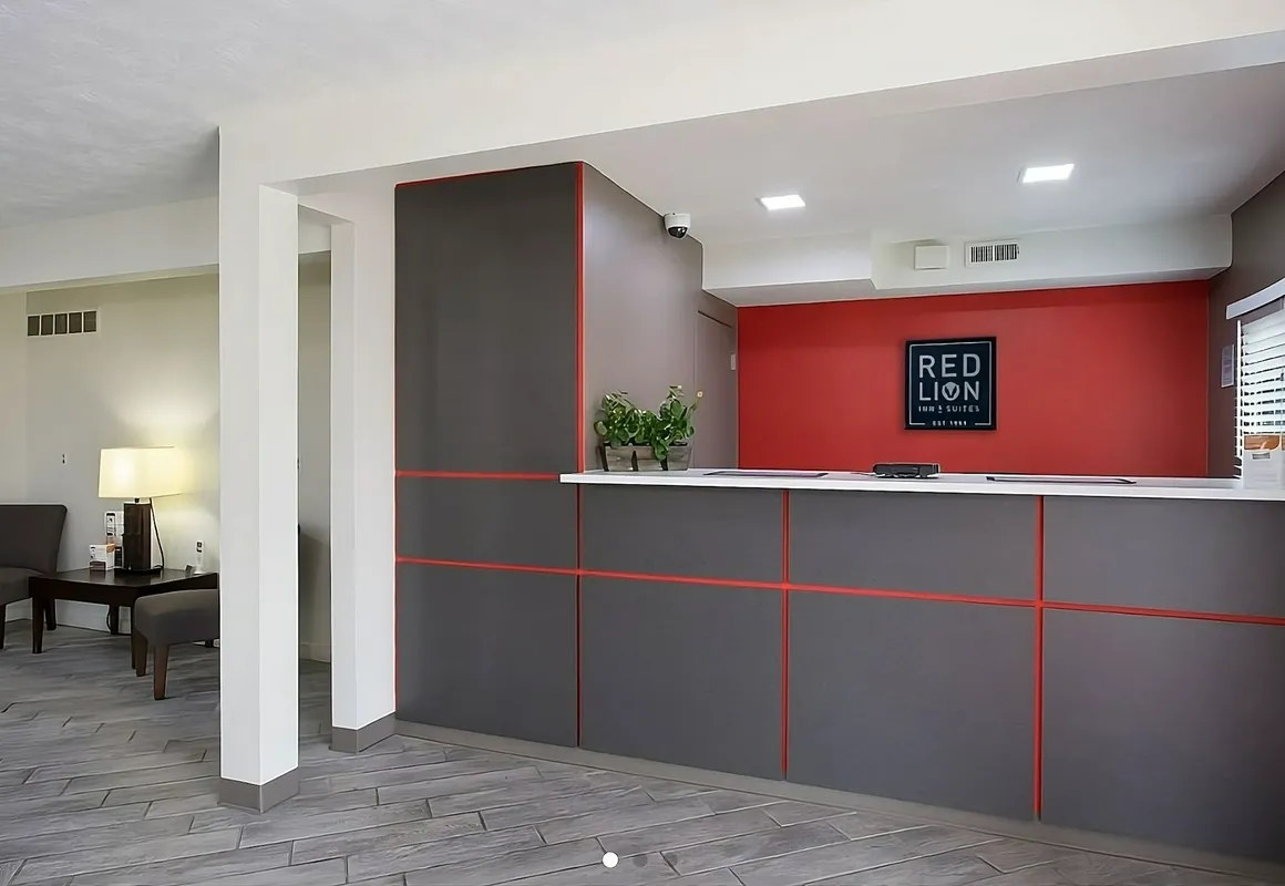 Red Lion Inn & Suites Olathe Kansas City hotel hero