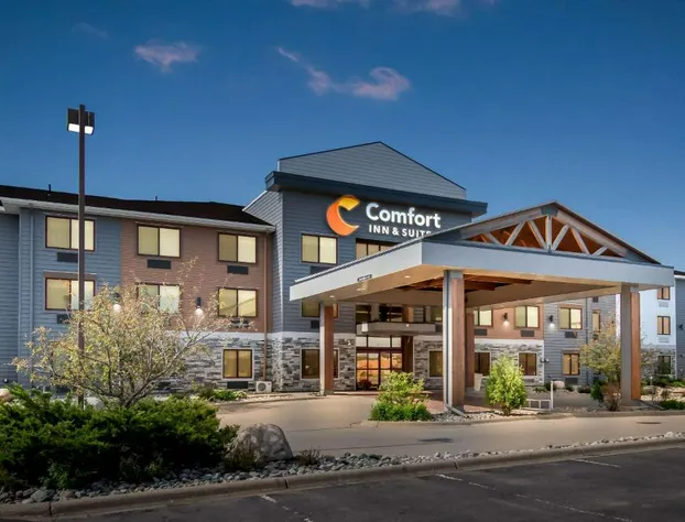 Comfort Inn & Suites Mountain Iron and Virginia hotel detail image 1