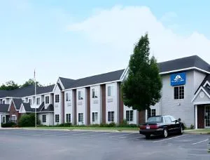 Americas Best Value Inn & Suites Racine hotel hero