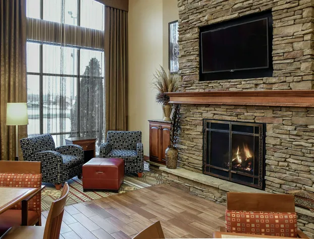 Hampton Inn & Suites Youngstown-Canfield hotel detail image 2
