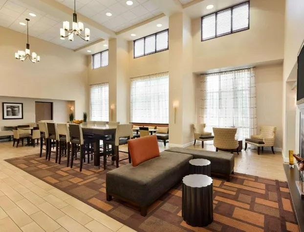 Hampton Inn & Suites Largo hotel detail image 4