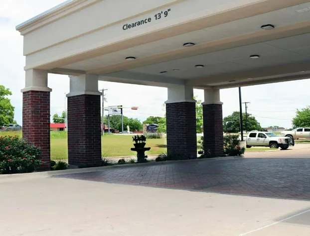 Hampton Inn & Suites Stephenville hotel detail image 1