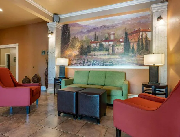 Comfort Inn & Suites Ukiah Mendocino County hotel detail image 3